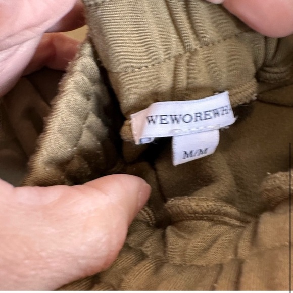 WeWoreWhat Khaki Women's Cropped Sweatshirt and joggers - Picture 5 of 6